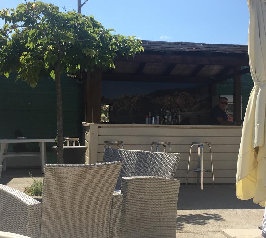 Smeralda Residenza Di Charme Portisco Ruang foto
